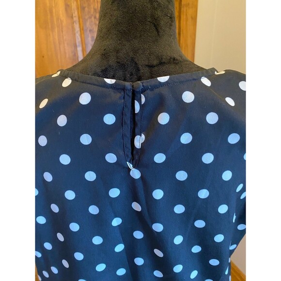 Merona Blouse Size Large Sleeveless B&W Polka Dot Light Fabric Stylish Classy - Picture 7 of 10